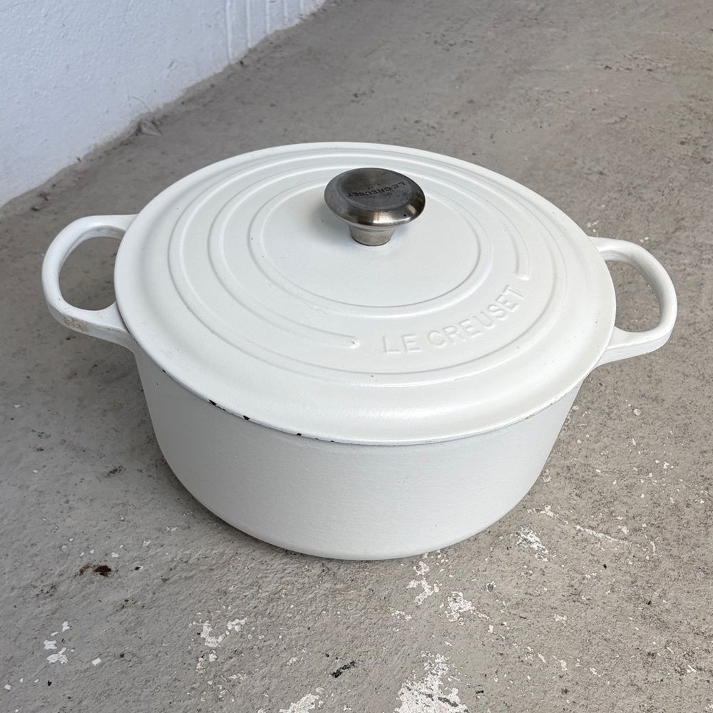 Le Creuset 7 1/4 Qt Dutch Oven